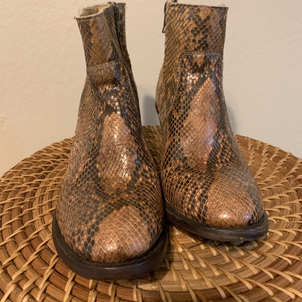 Stetson Brown Venice Python Cowboy bootie - Picture 2 of 7